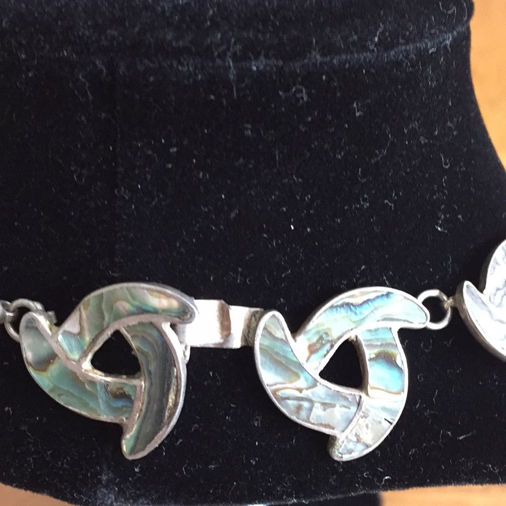 Vintage Taxco Sterling and Abalone Knot Necklace - Picture 2 of 11